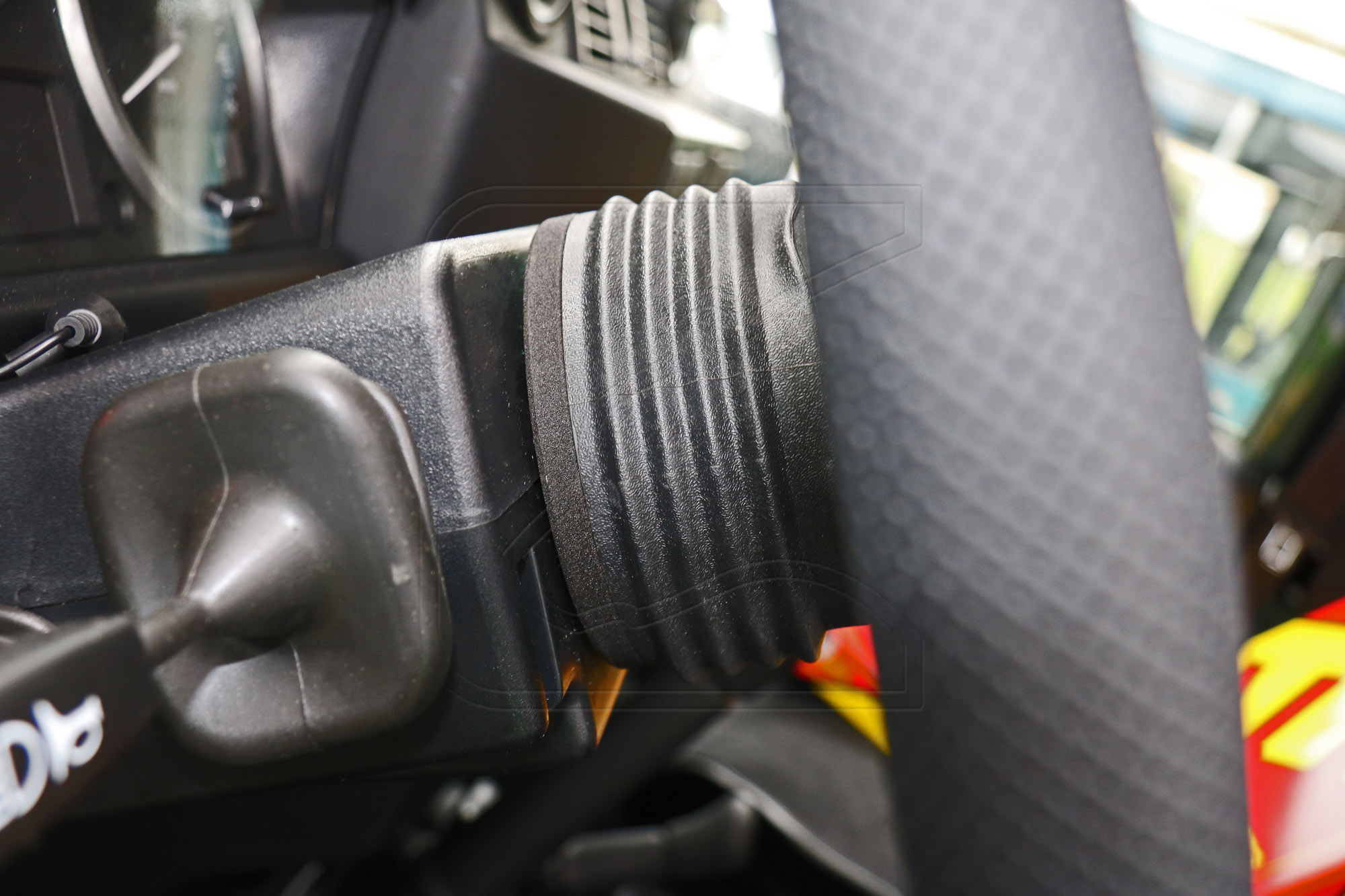 mlrn-kk811-wz5903191a170c9