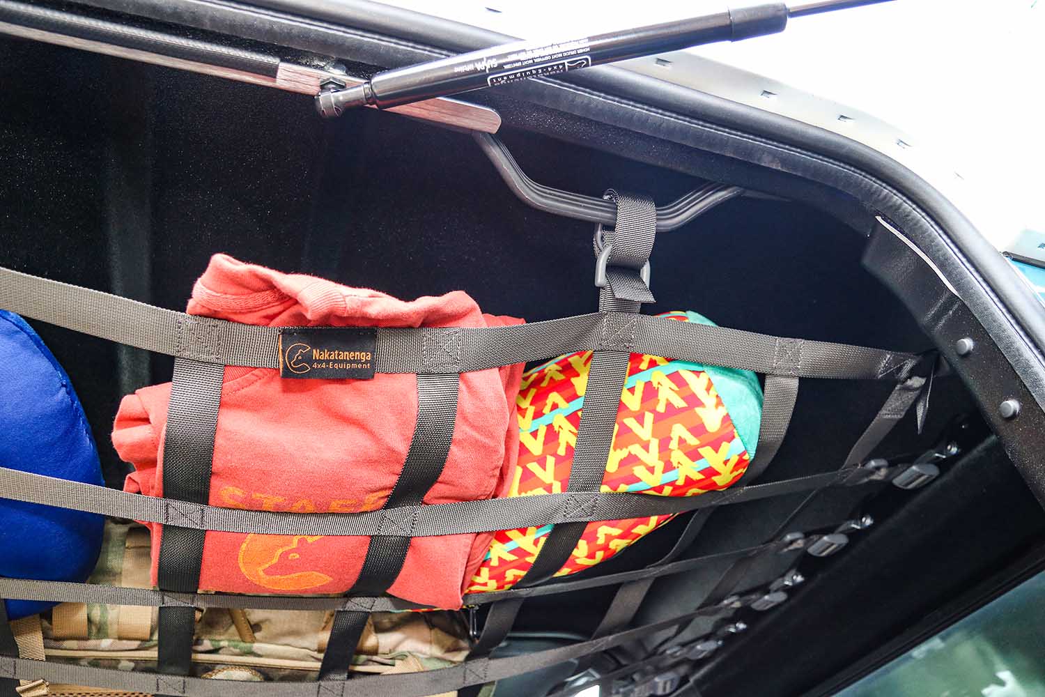 nacnedef-cargo-netzt-grau-09