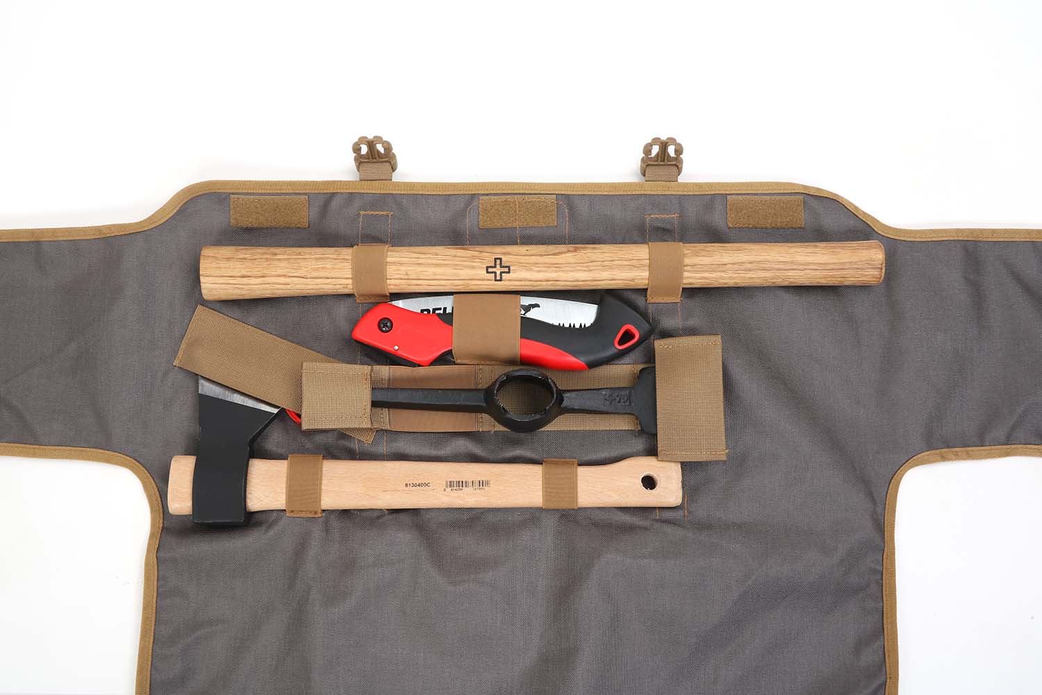 Tasche mit Pionierpickel, Faltsäge und Trekkingaxt