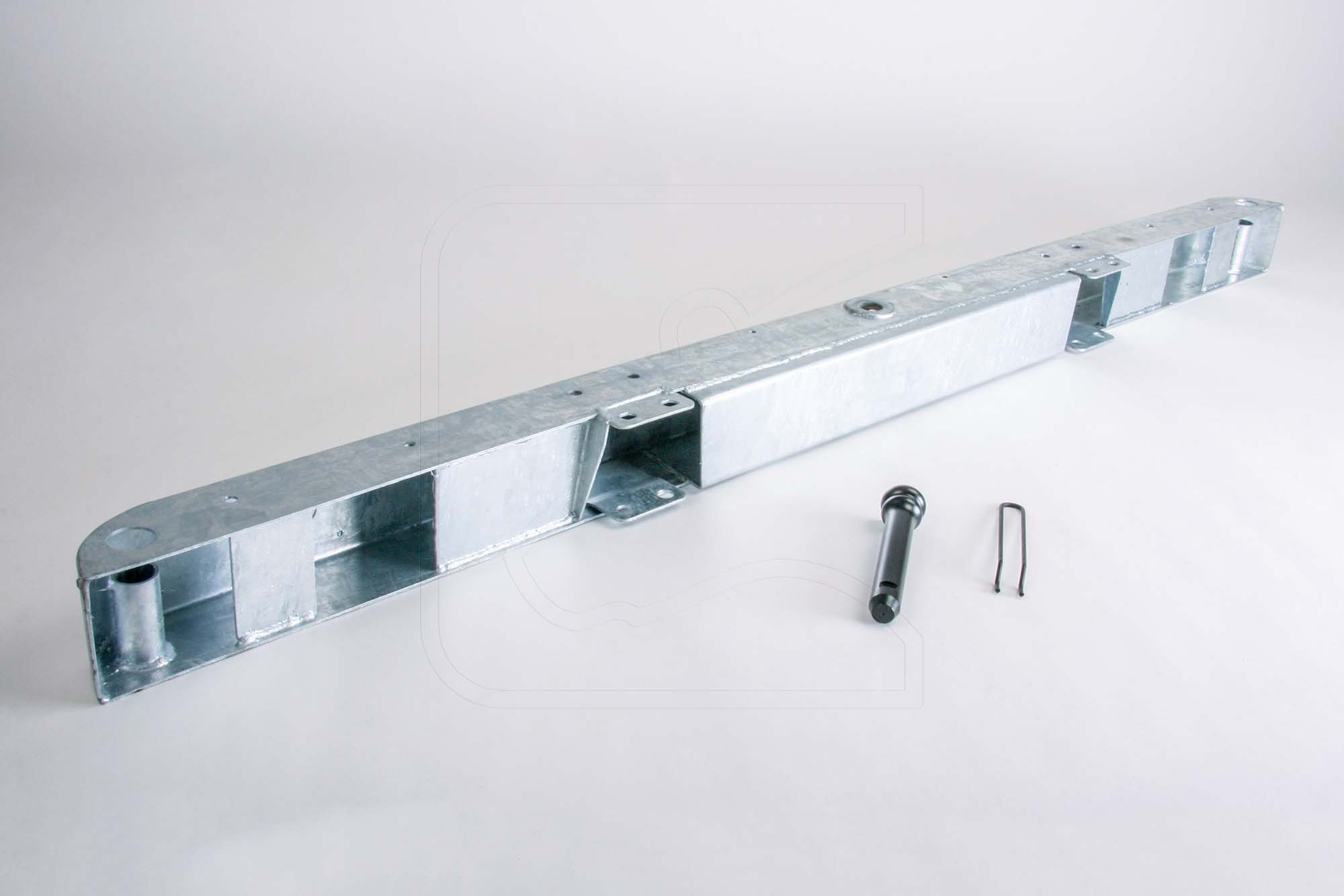 stossstange-blank-na-bpda5626-zugmaulstossstange-military-vorne1-wz