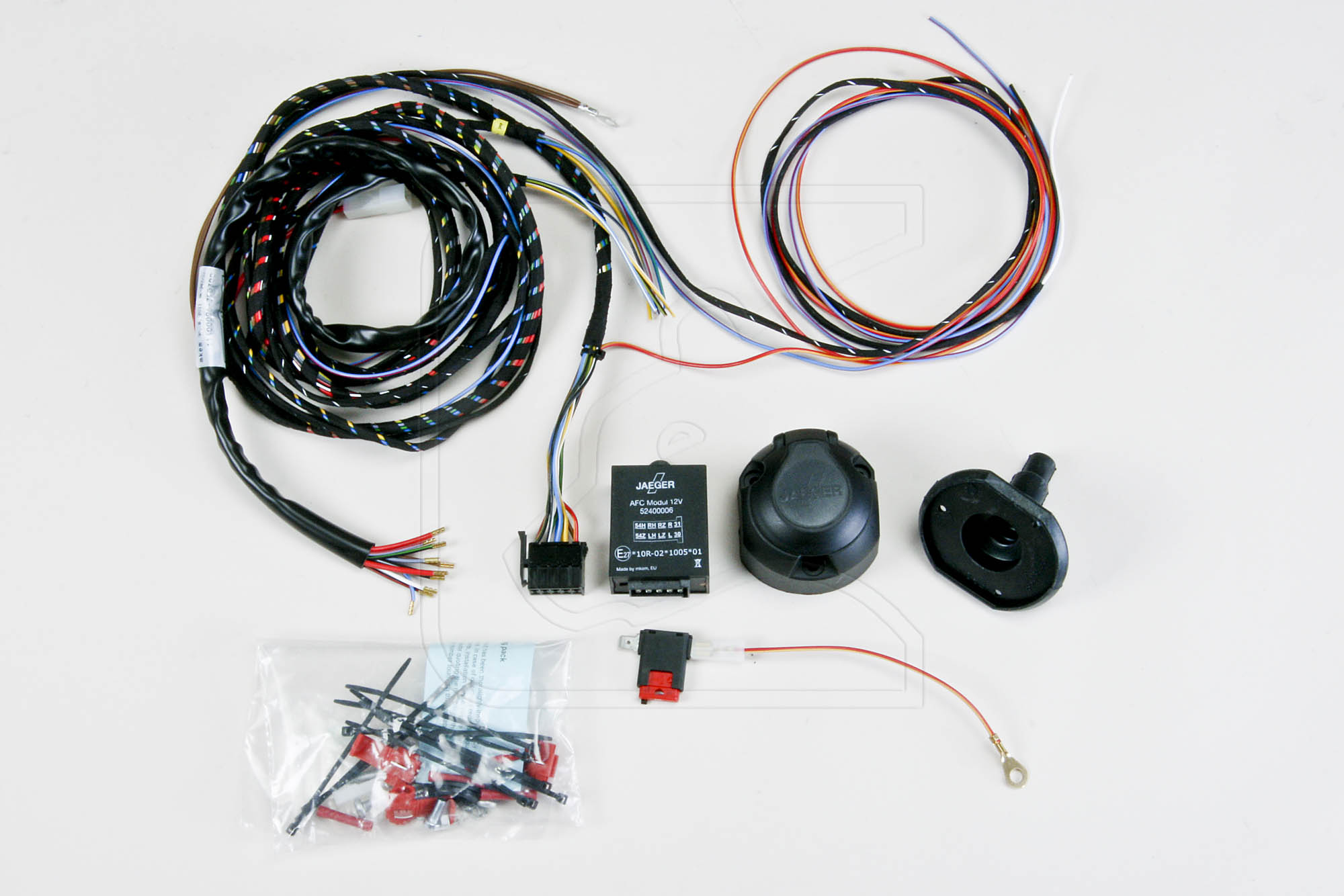 13 poliger E-Satz Universal, mit AMC Modul, für Land Rover Defender bis inkl. MY98 u.a. Fahrzeuge