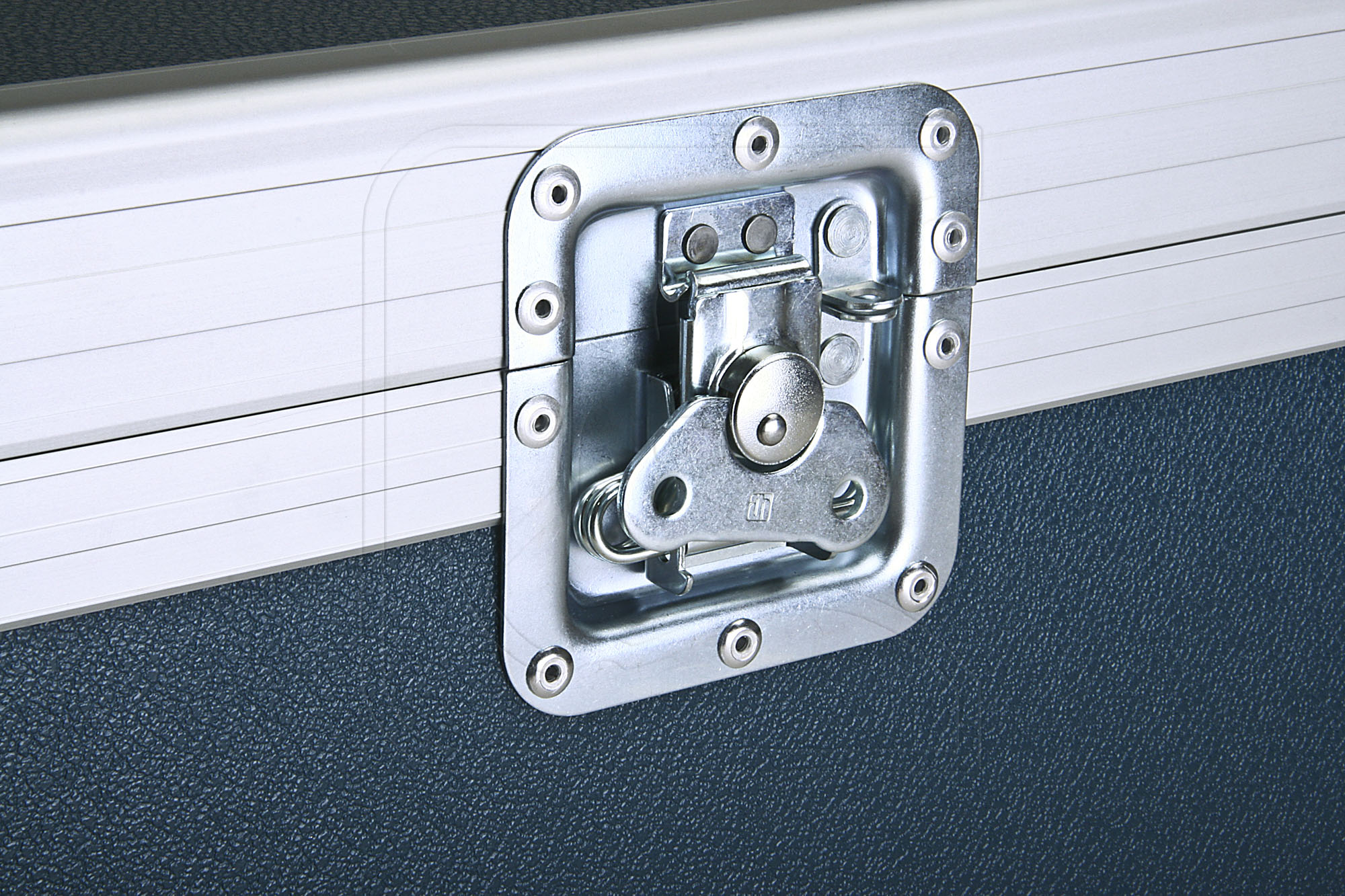 nafc-kf-bkb-nakatanenga-kotfl-gel-staubox-verschluss-staubox-detail-wz