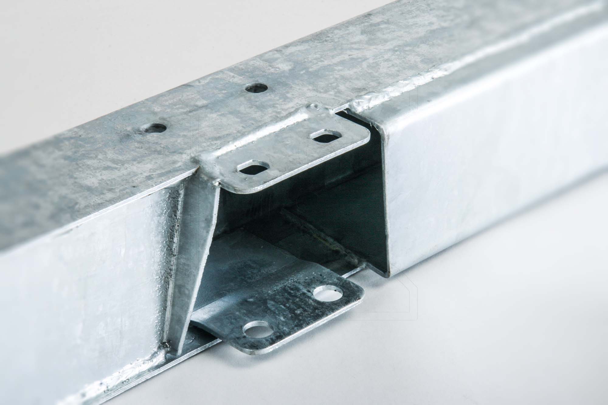 stossstange-blank-na-bpda5626-zugmaulstossstange-military-vorne2-wz