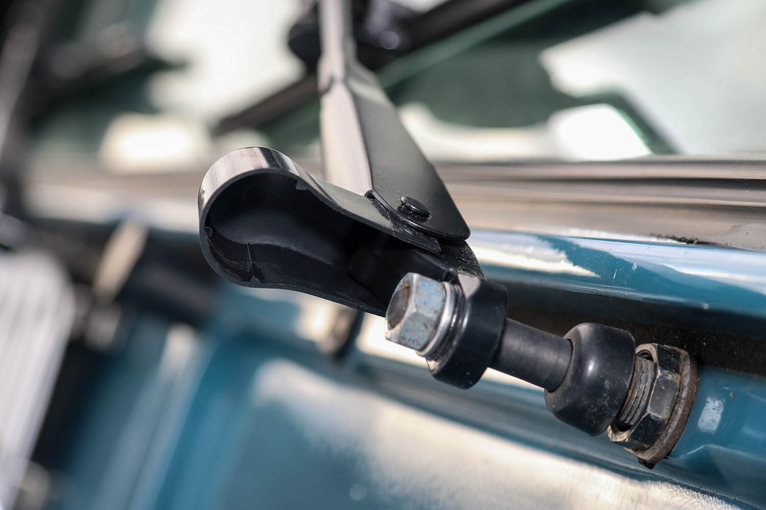 Abdeckkappe Wischerarm, LR058466LR, für Defender LHD