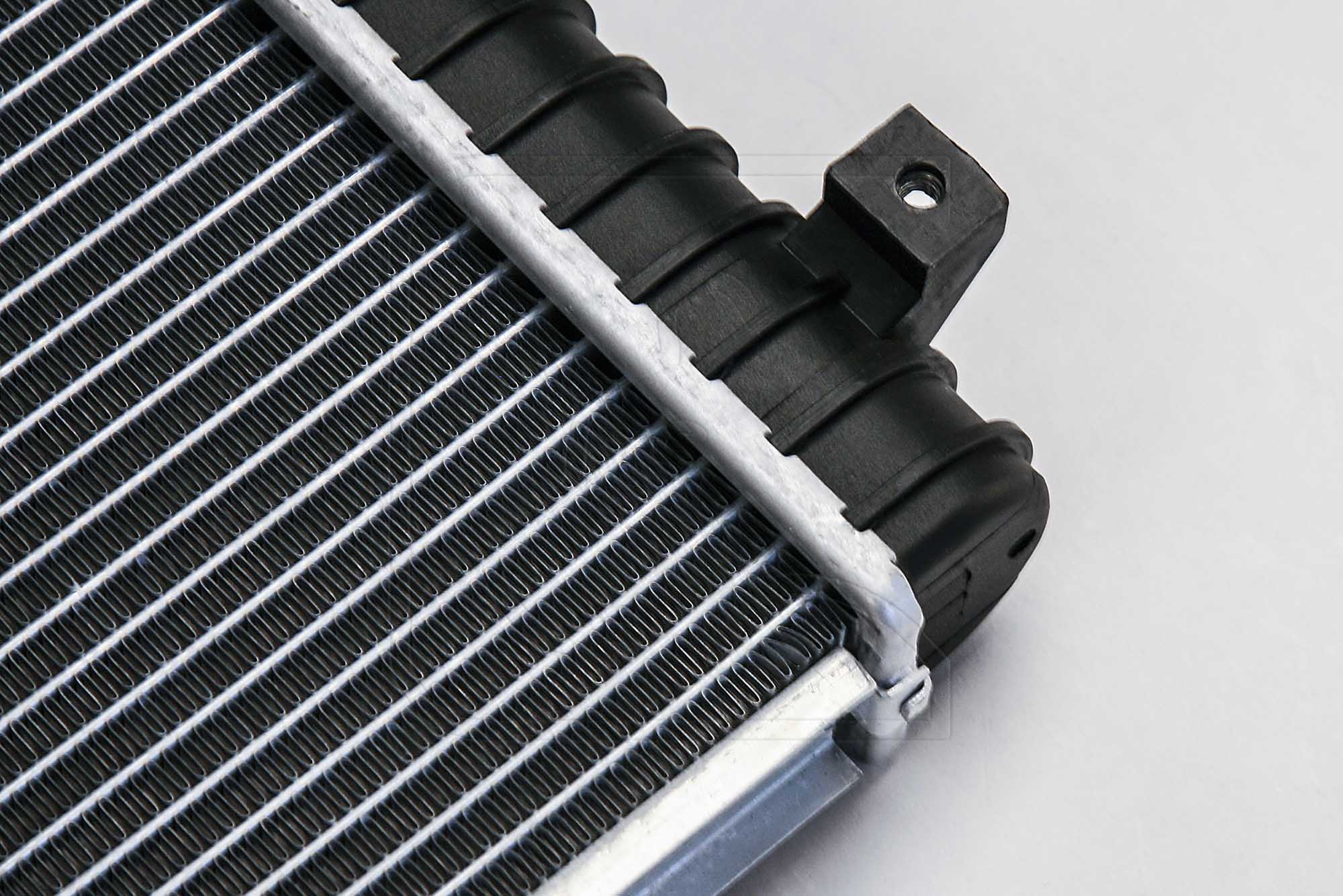 Wasserkühler, für Land Rover Discovery