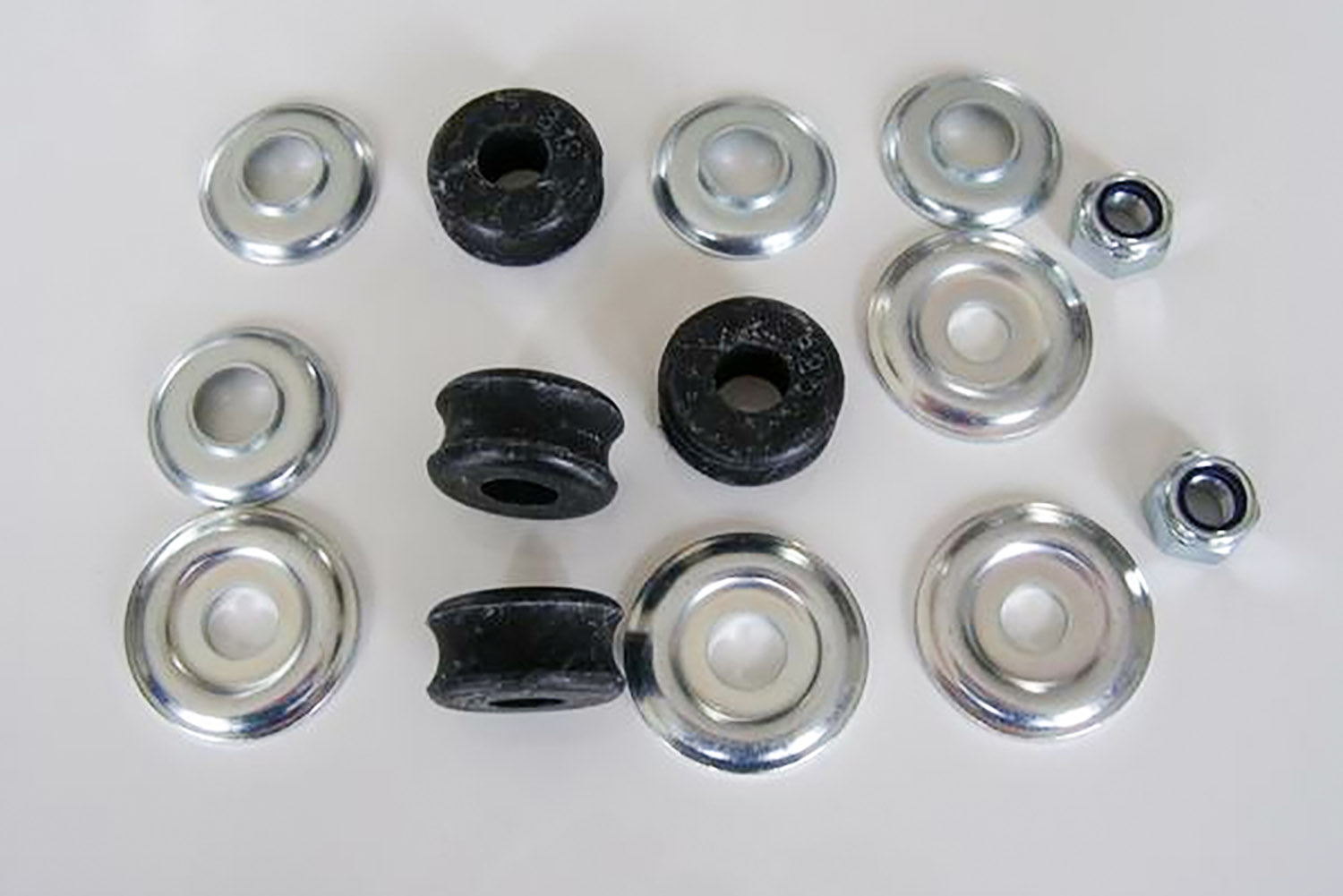 Montagematerial für 1 Stück Koni / RAID Stoßdämpfer oben und unten