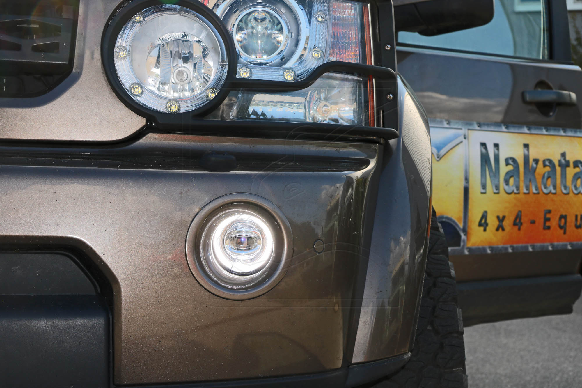 NOLDEN 90mm Kombileuchte - LED-Nebelscheinwerfer mit Tagfahrleuchte, Paar, Chrom