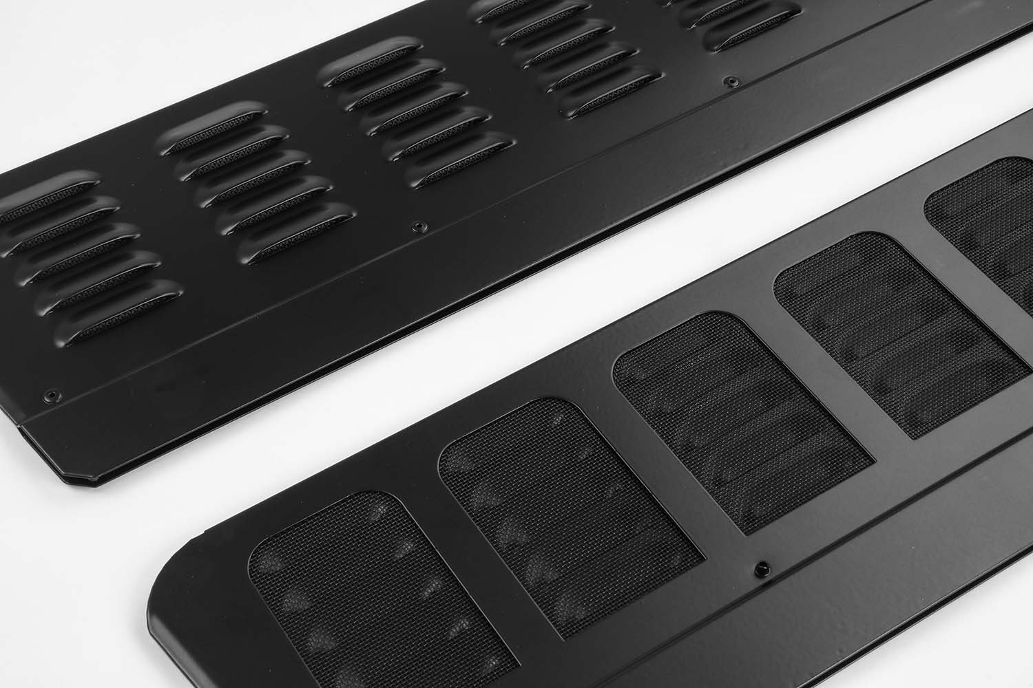 Detailansicht Vorder- und Rückseite Lüftungsblech