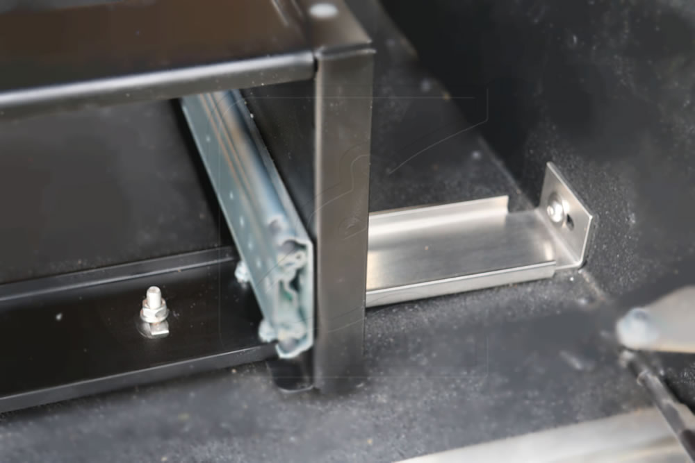 befestigungssatz-schubladensystem-02