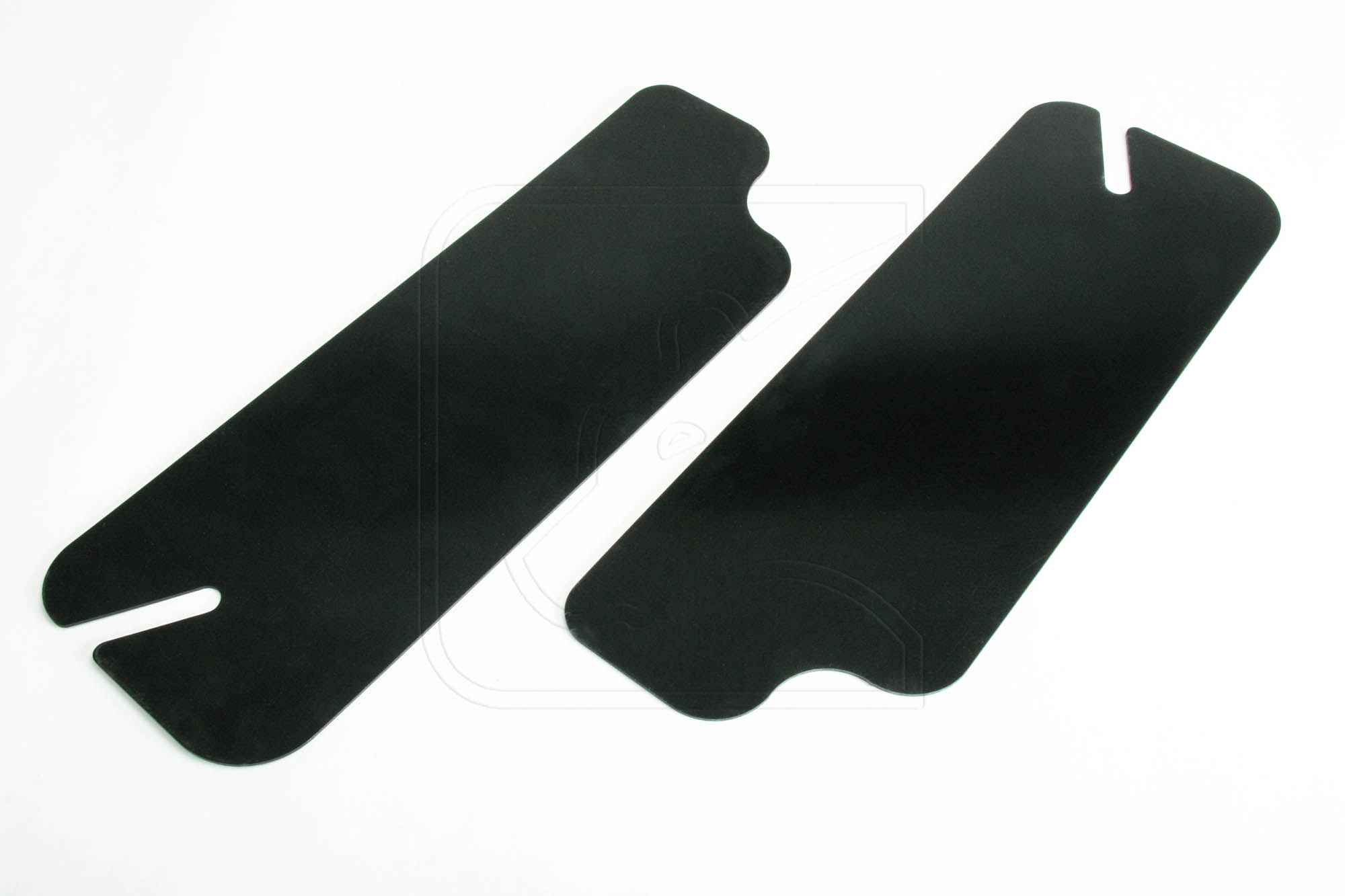 Land Rover Defender Spritzschutz für Kotflügel Vorderachse