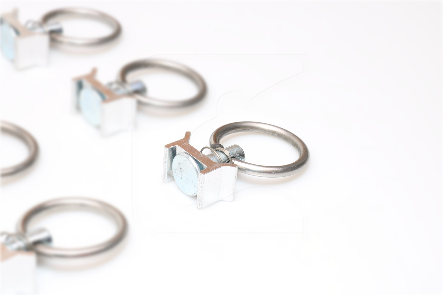 nakatanenga-zurrpunkt-und-single-studs-im-set-04