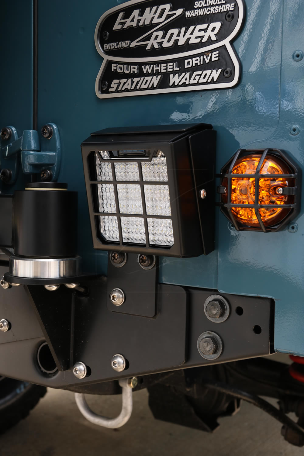 Bundle: Nolden LED Arbeitsscheinwerfer / Rückfahrscheinwerfer mit Schutzgitter