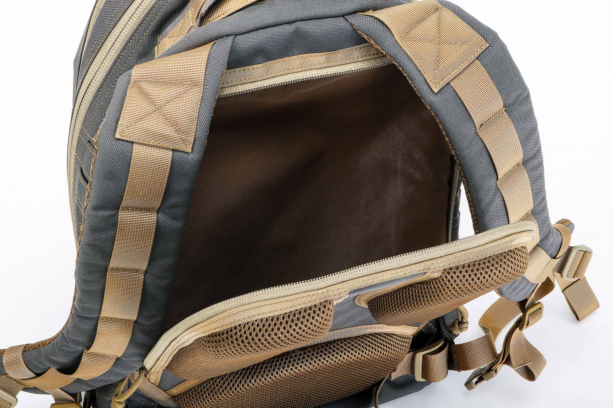 backpack-rucksack-molle-nakatanenga-06