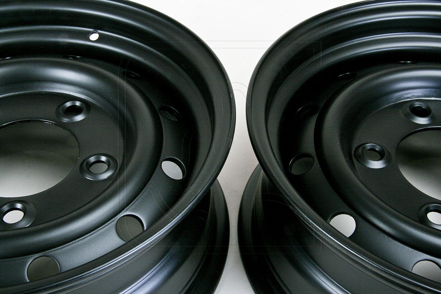 wolf-schwarz-pulver-wz5654843882dc05a33ee265e63d