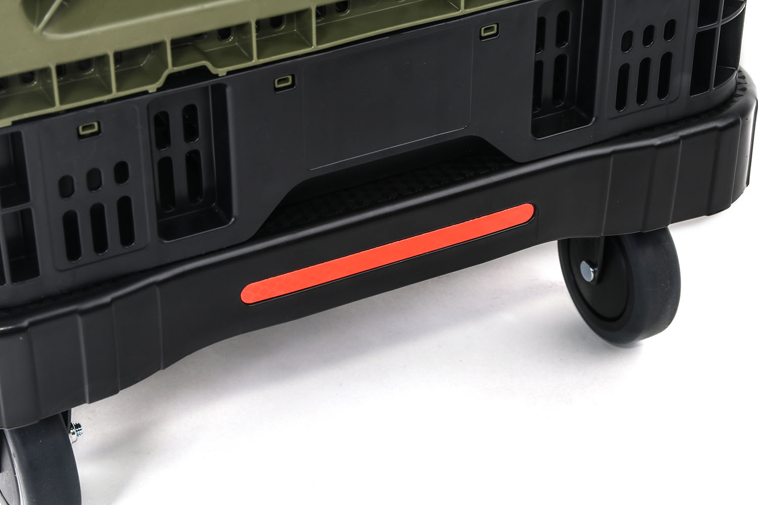 Rollwagen mit Reflektor