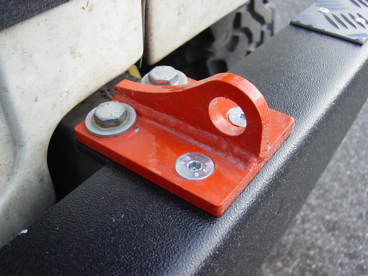 beofdef-berge-sen-berge-se-f-r-land-rover-defender-frontstossstange-vorne-dsc00232