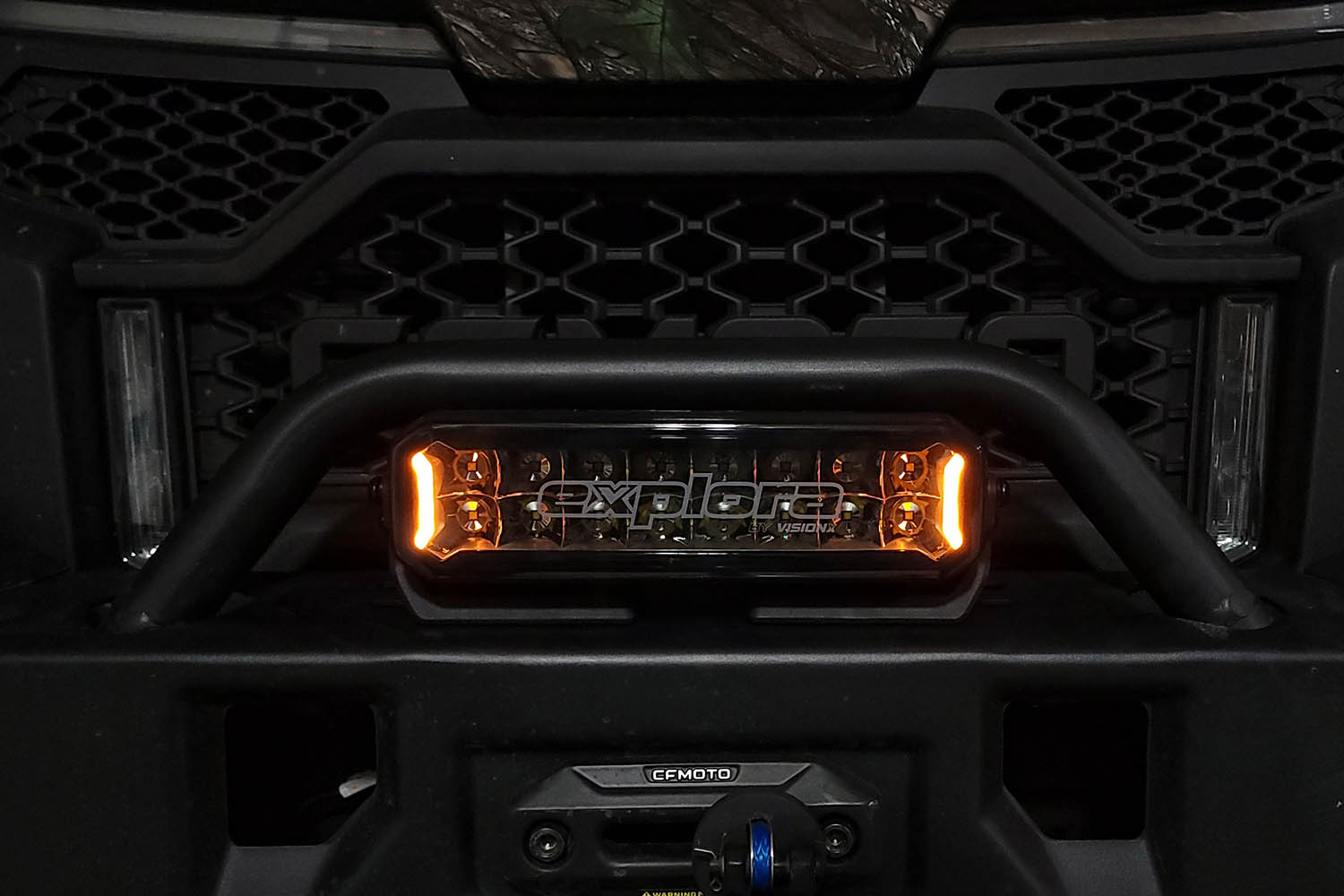 Lightbar mit orangem Licht, Vision X Explora 10 Zoll