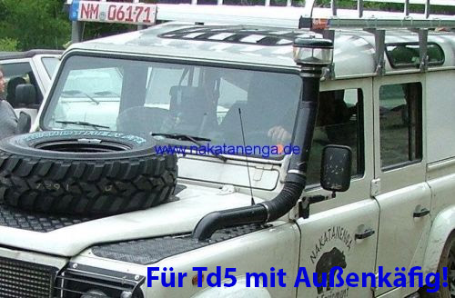 Erhöhte Luftansaugung Land Rover Defender Td5, mit außenliegendem Überrollkäfig Alu, Fahrerseite