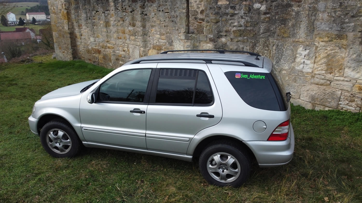 Lüftungsbleche Seitenfenster hinten - Mercedes ML 270CDI W163