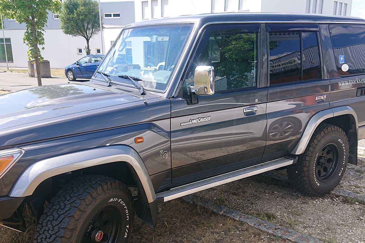 Nakatanenga Lüftungsbleche für hintere Seitenfenster - Toyota Land Cruiser 76 Series