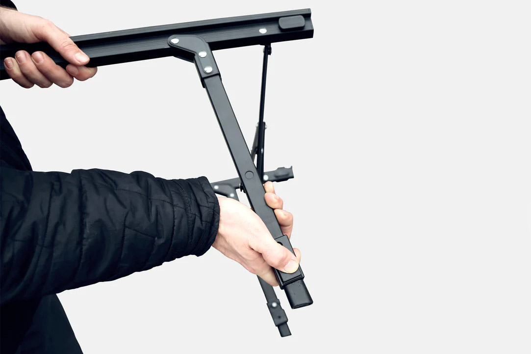 Tischgestellt mit ausfahrbaren Tischbeinen